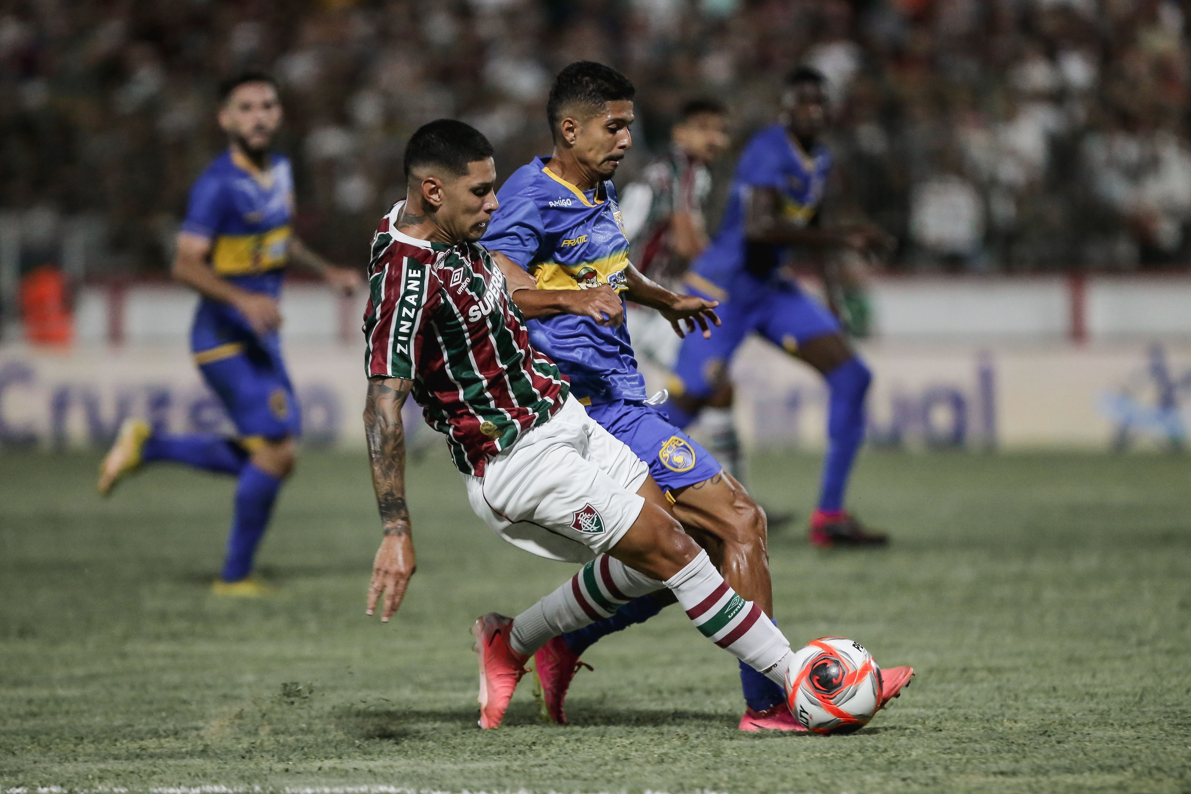 Em duelo sem gols, Fluminense e Sampaio Corrêa empatam na estreia no Carioca