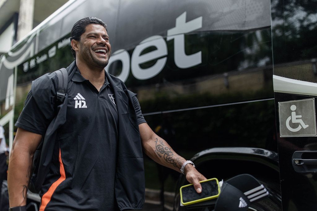 Hulk diz quem é o maior ídolo do Atlético e revela sonho na carreira