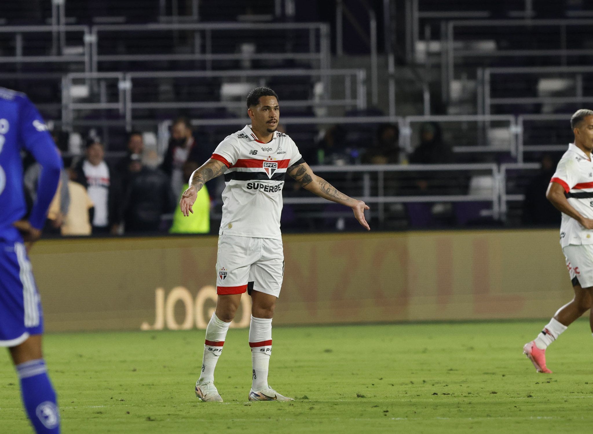 Destaque do São Paulo, Luciano toma decisão sobre futuro