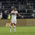 Destaque do São Paulo, Luciano toma decisão sobre futuro