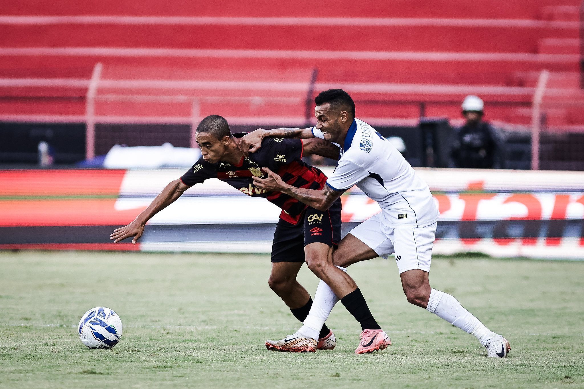Sport e Retrô se enfrentarão na final do Campeonato Pernambucano