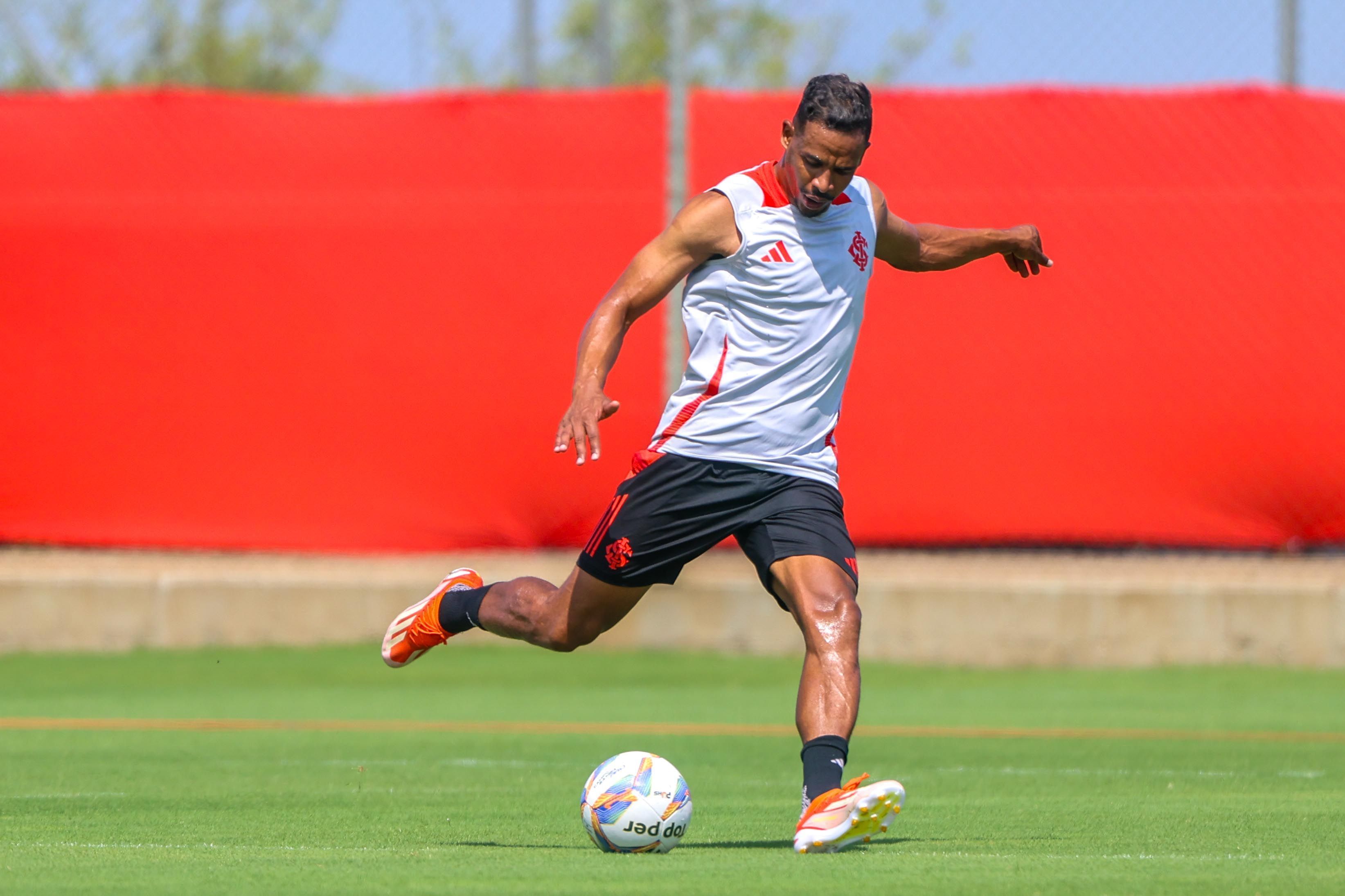 Escalação do Inter: Roger pode ter reforços para enfrentar Juventude no Gauchão