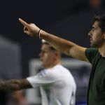Palmeiras mantém busca por três reforços, e Abel aquece disputa no ataque