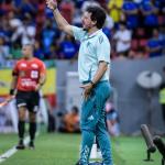 Veja números e aproveitamento de Fernando Diniz, demitido do Cruzeiro