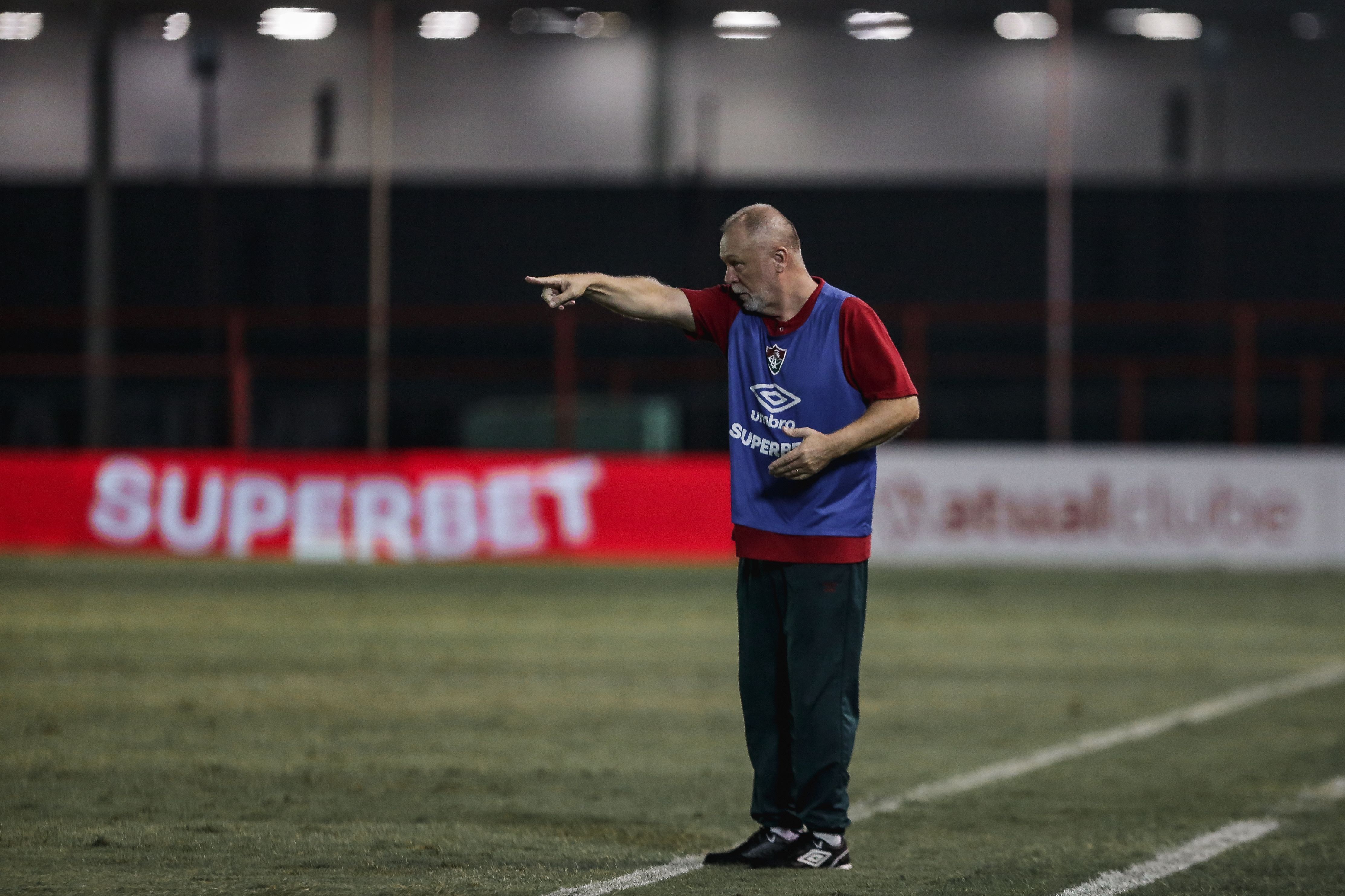 Mano revela preparação de Cano para voltar em grande estilo ao Fluminense