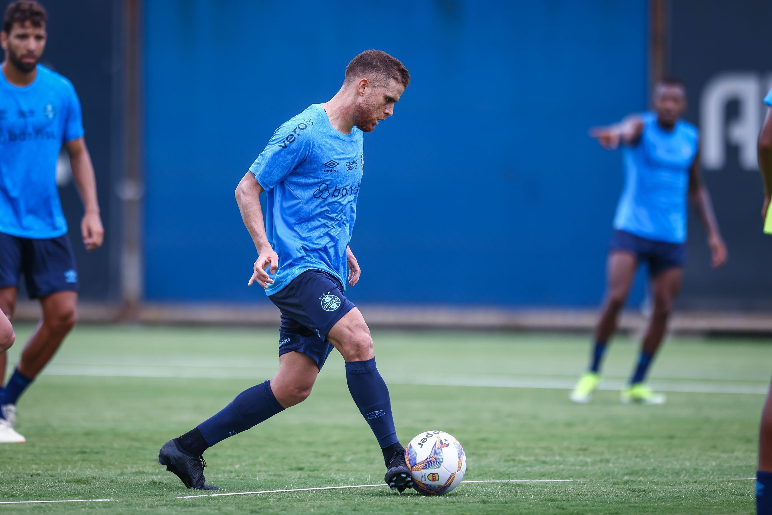 Escalação do Grêmio: Cuéllar é a grande novidade para enfrentar o Monsoon
