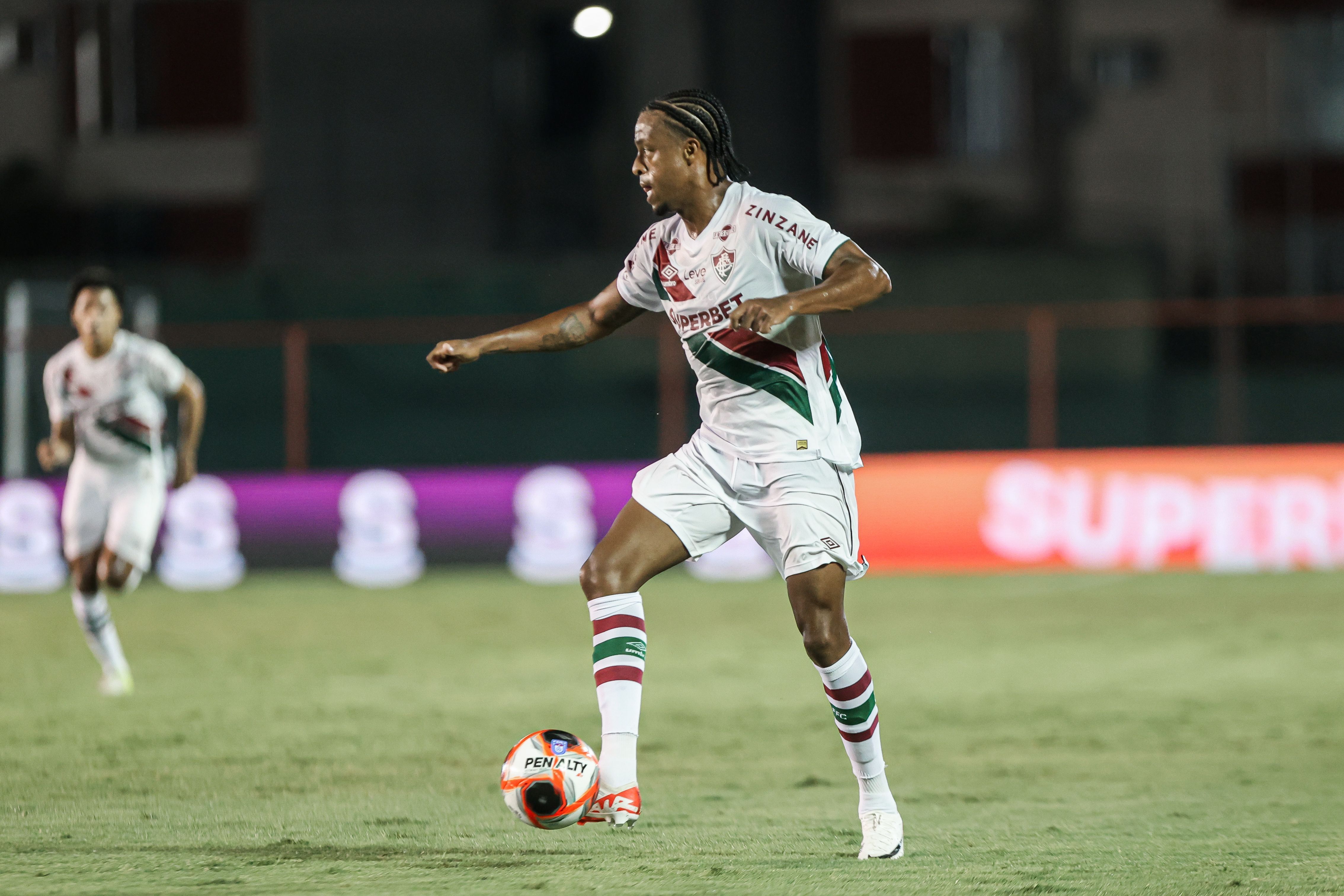 Motivação extra? Keno diz o que Mano Menezes prometeu aos jogadores do Fluminense