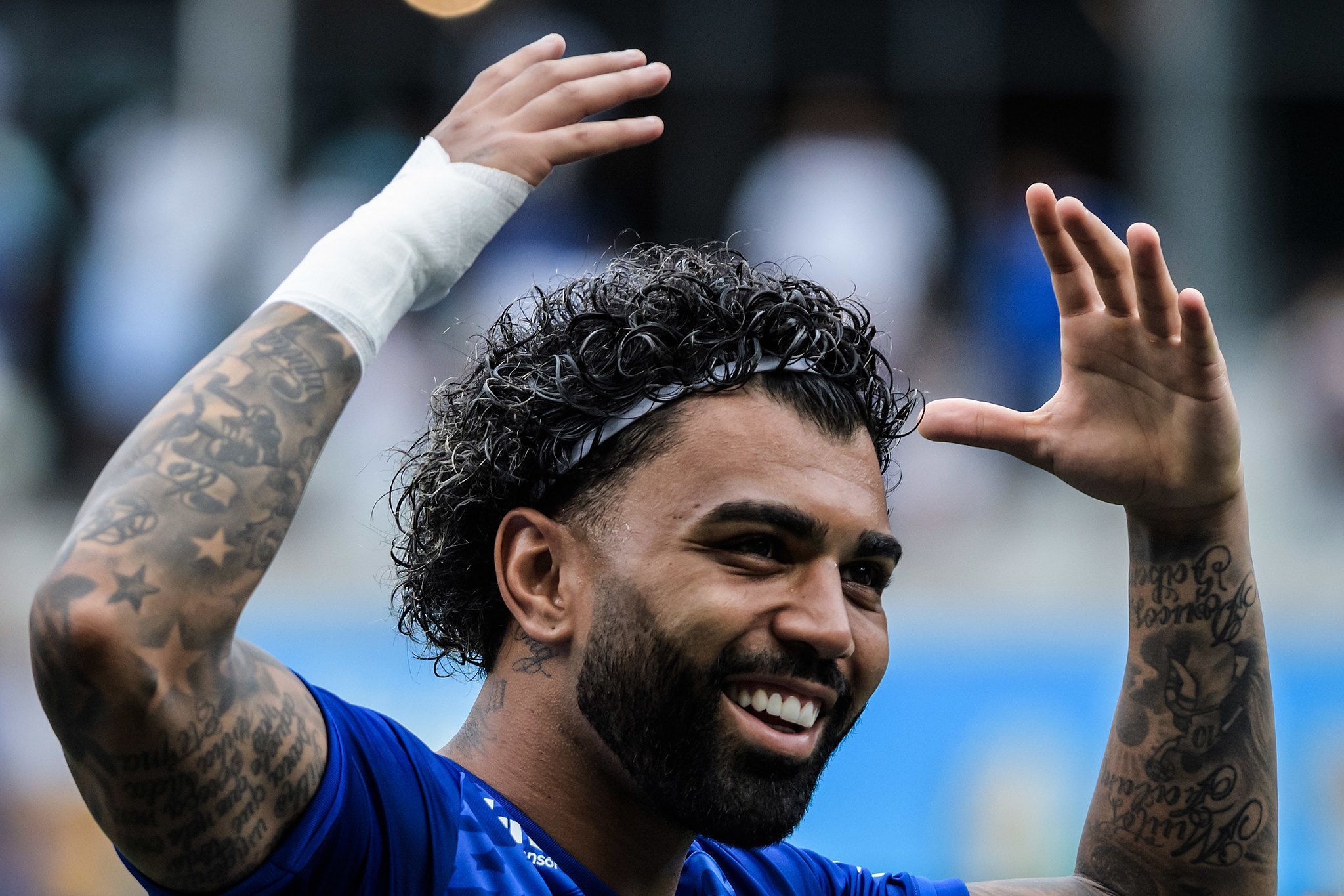 Campeão da Champions reage à contratação de Gabigol e cita favoritismo do Cruzeiro