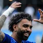 Campeão da Champions reage à contratação de Gabigol e cita favoritismo do Cruzeiro