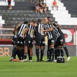 “Experiente” em time de jovens do Atlético, Paulo Vitor é expulso contra o Pouso Alegre