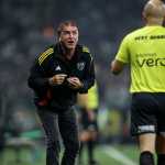 Escalação do Atlético: Cuca mantém time e conta com novidade no banco diante do Villa