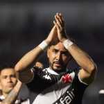 Vasco abre negociação para ampliar vínculo de Payet até o final da temporada