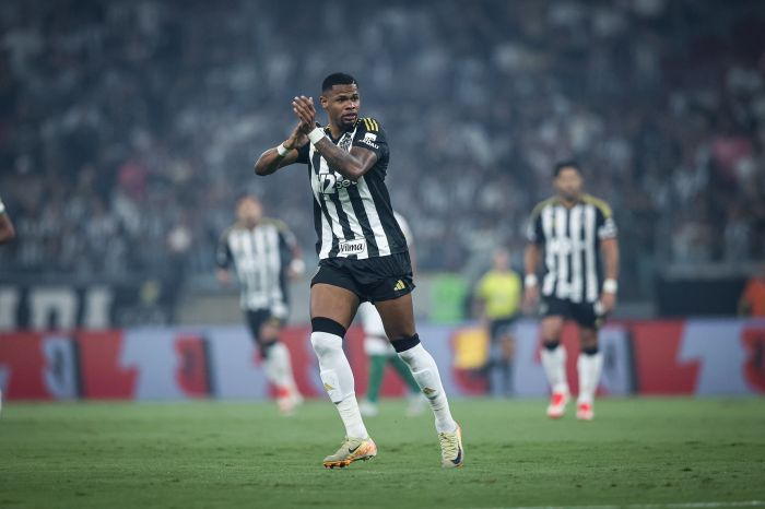 Júnior Santos estreou pelo Atlético nessa quarta-feira (29), contra o América