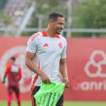 Escalação do Inter: Roger tem dúvidas na defesa e no ataque para o GreNal