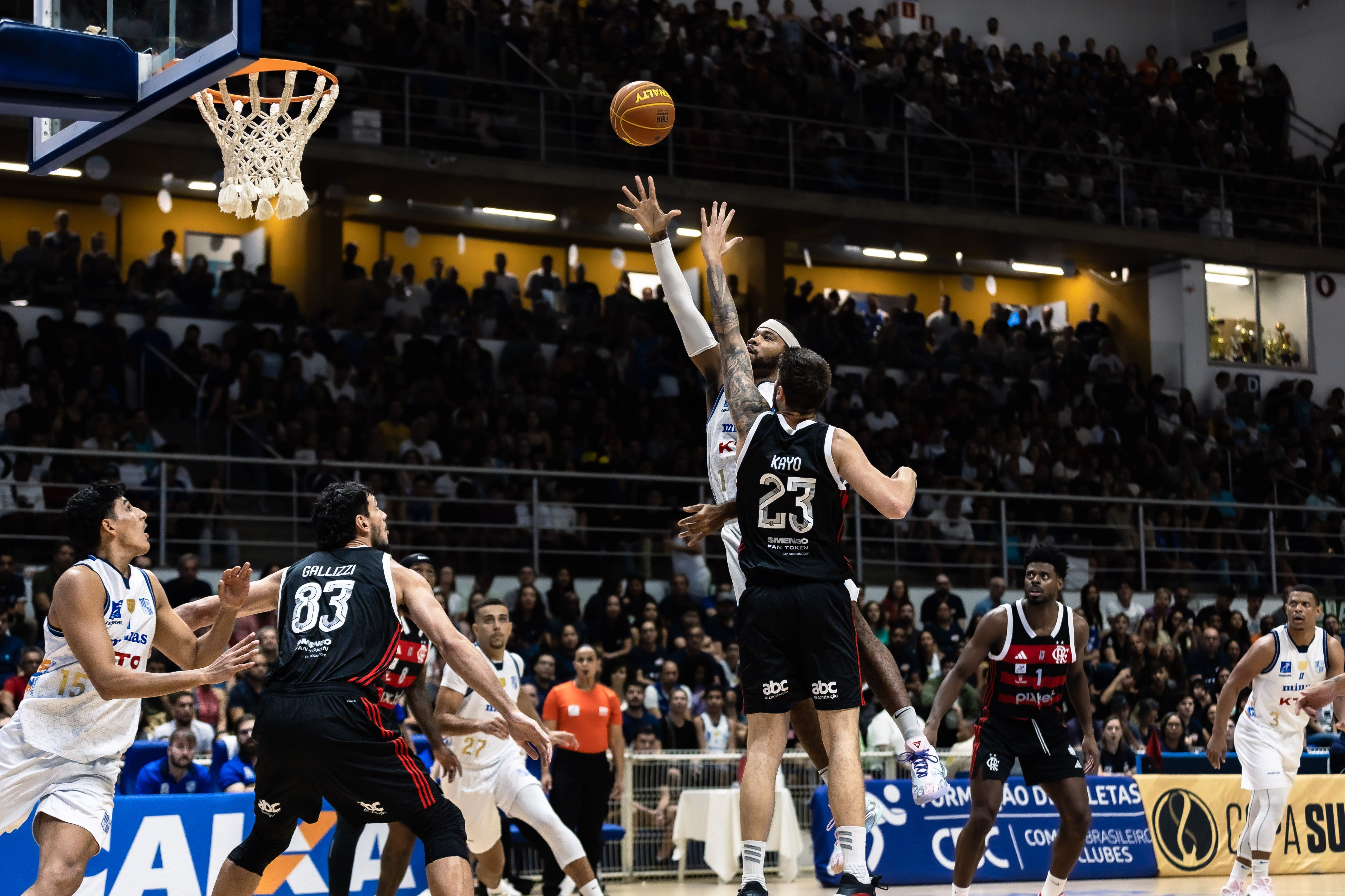 Flamengo vira no último quarto, vence KTO Minas e conquista a Copa Super 8 de Basquete