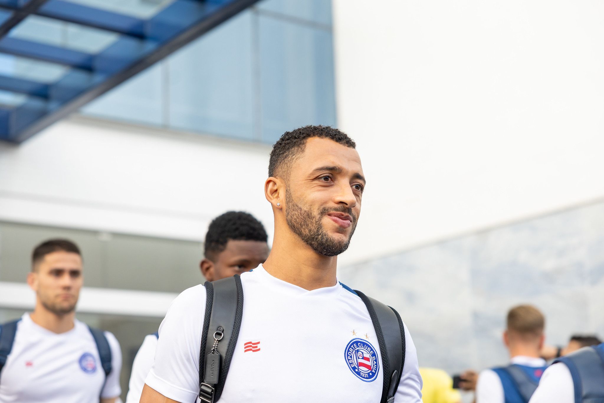 Atlético encaminha contratação do zagueiro Vitor Hugo, do Bahia