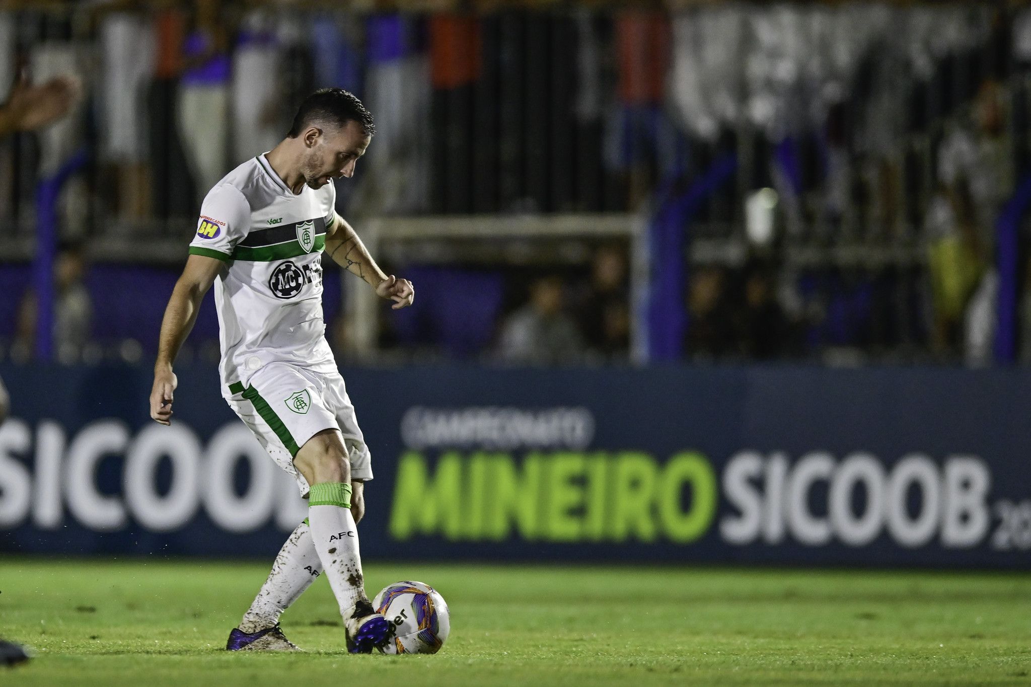 América supera Betim e conquista primeira vitória fora de casa no Mineiro