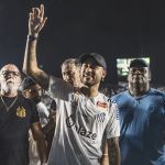 Em noite chuvosa, Neymar é ausência em clássico entre Santos e São Paulo