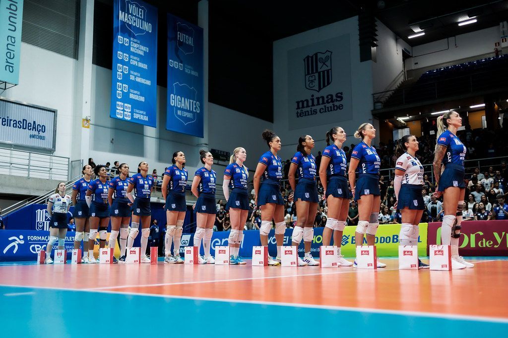 Jogadoras do Gerdau Minas reagem à saída de Nicola Negro do clube