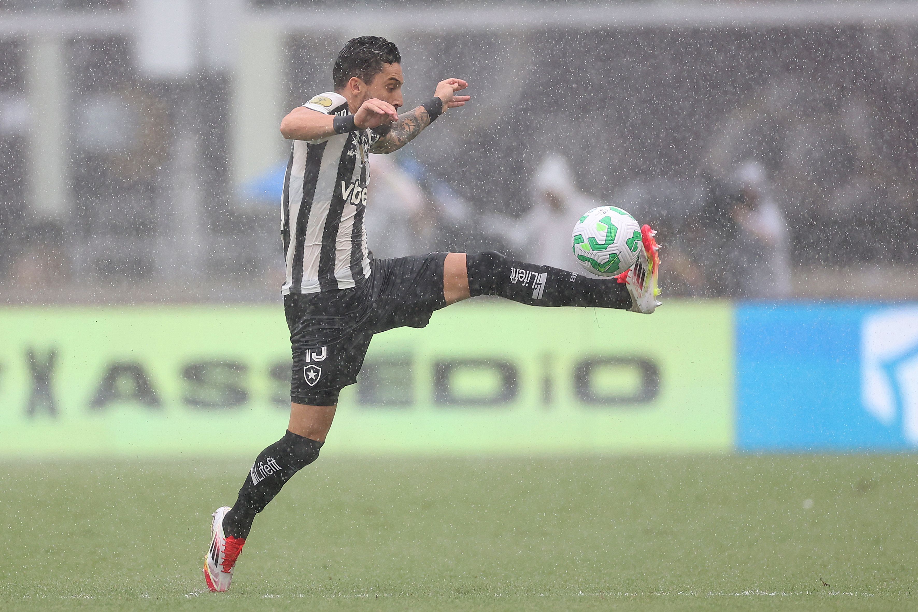 Jornalistas do SporTV elegem Botafogo como decepção no início de 2025