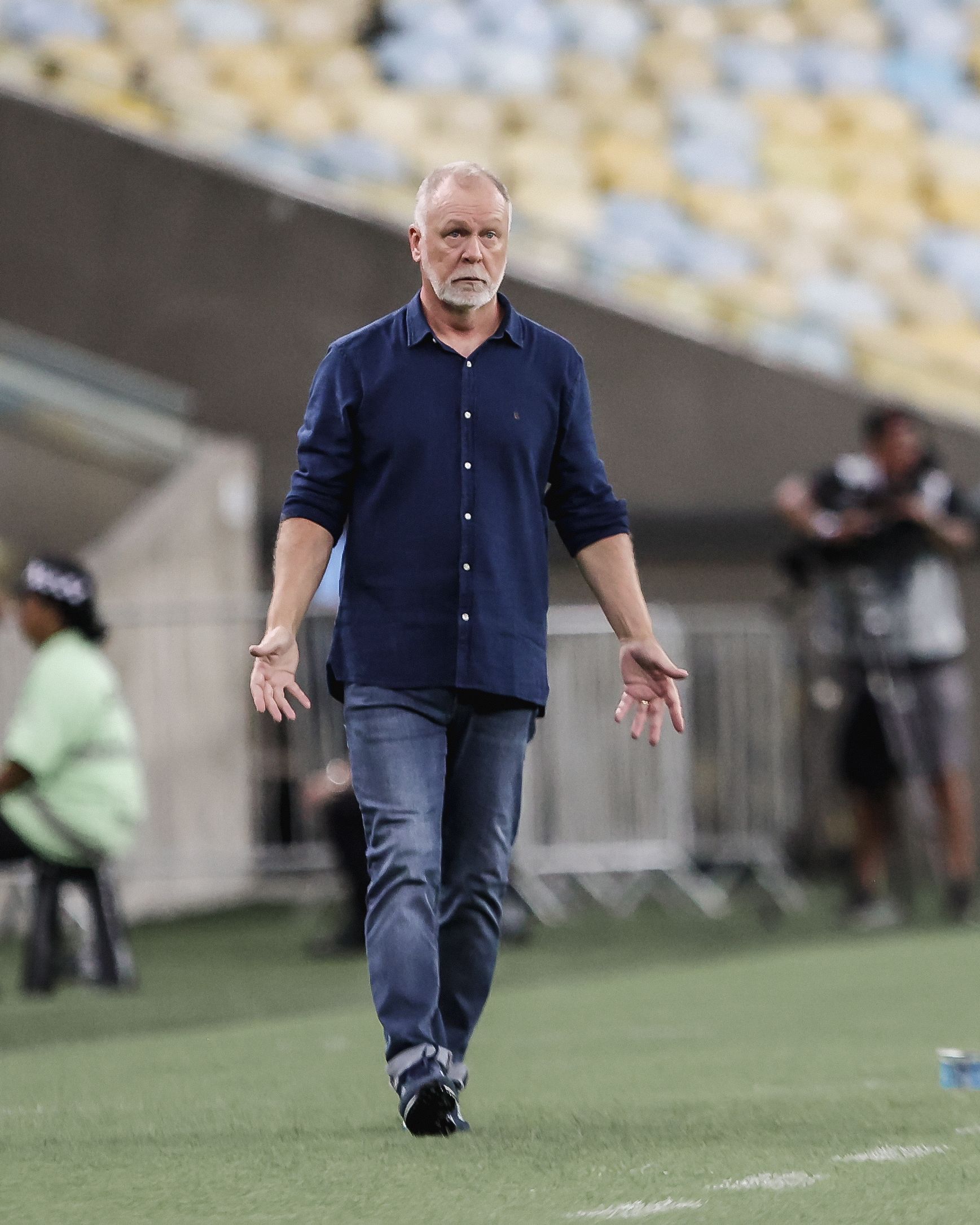 Mano Menezes aponta a principal carência do Fluminense no início da temporada