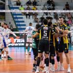 Praia Clube vence Vôlei Renata em casa e assume 3° lugar na Superliga Masculina