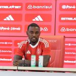 Apresentado no Inter, Ramon projeta disputa com Bernabei na lateral-esquerda