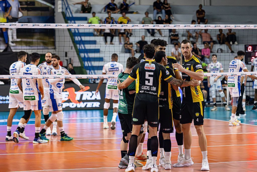 Praia Clube vai ao mercado e reforça time masculino de vôlei; veja nomes