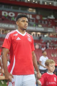 Vitor Gabriel, zagueiro do Internacional