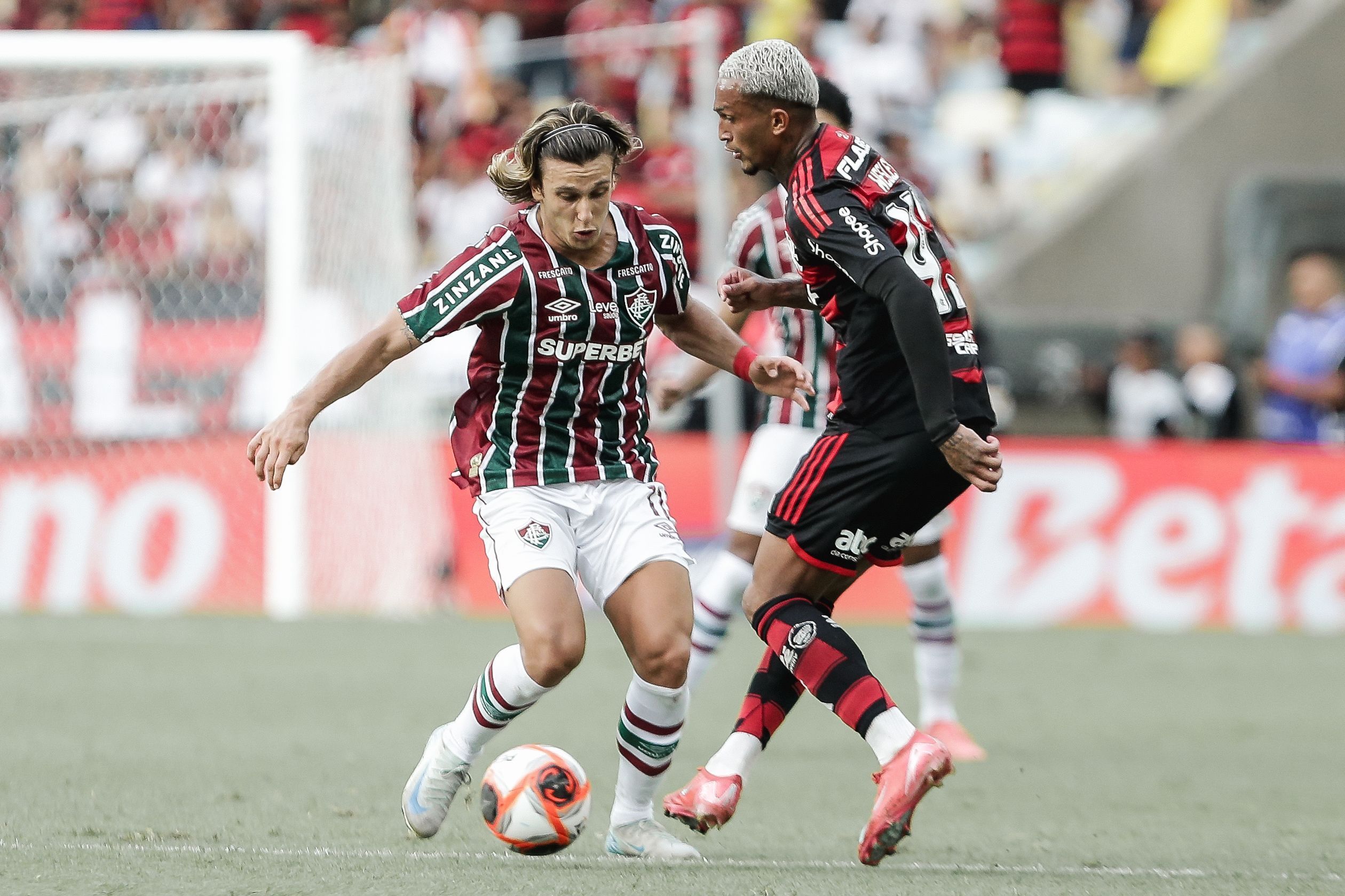 Flamengo e Fluminense decidem o Carioca pela 14ª vez; veja os números