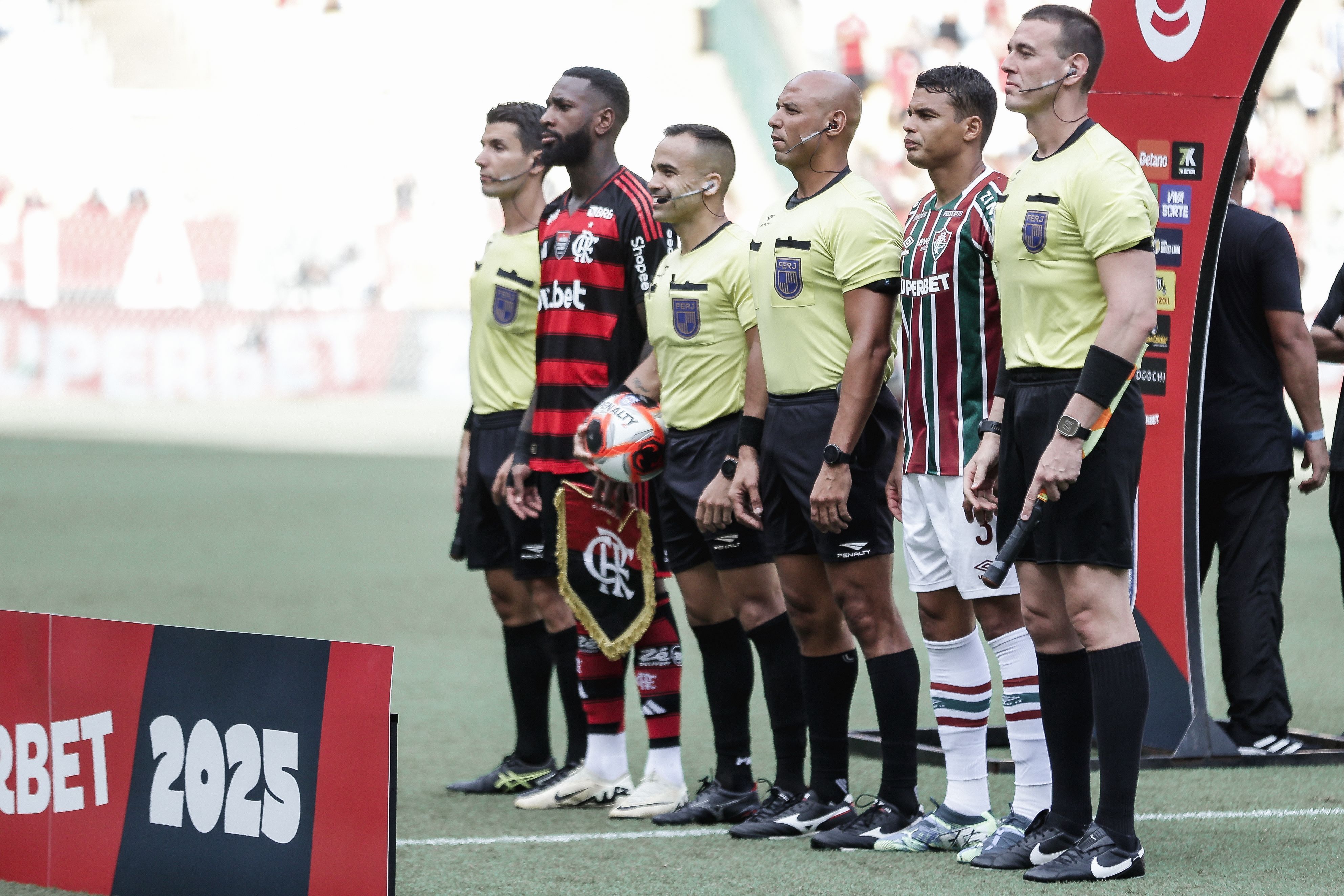 Ferj contraria Fla-Flu e define data e horário da final do Carioca