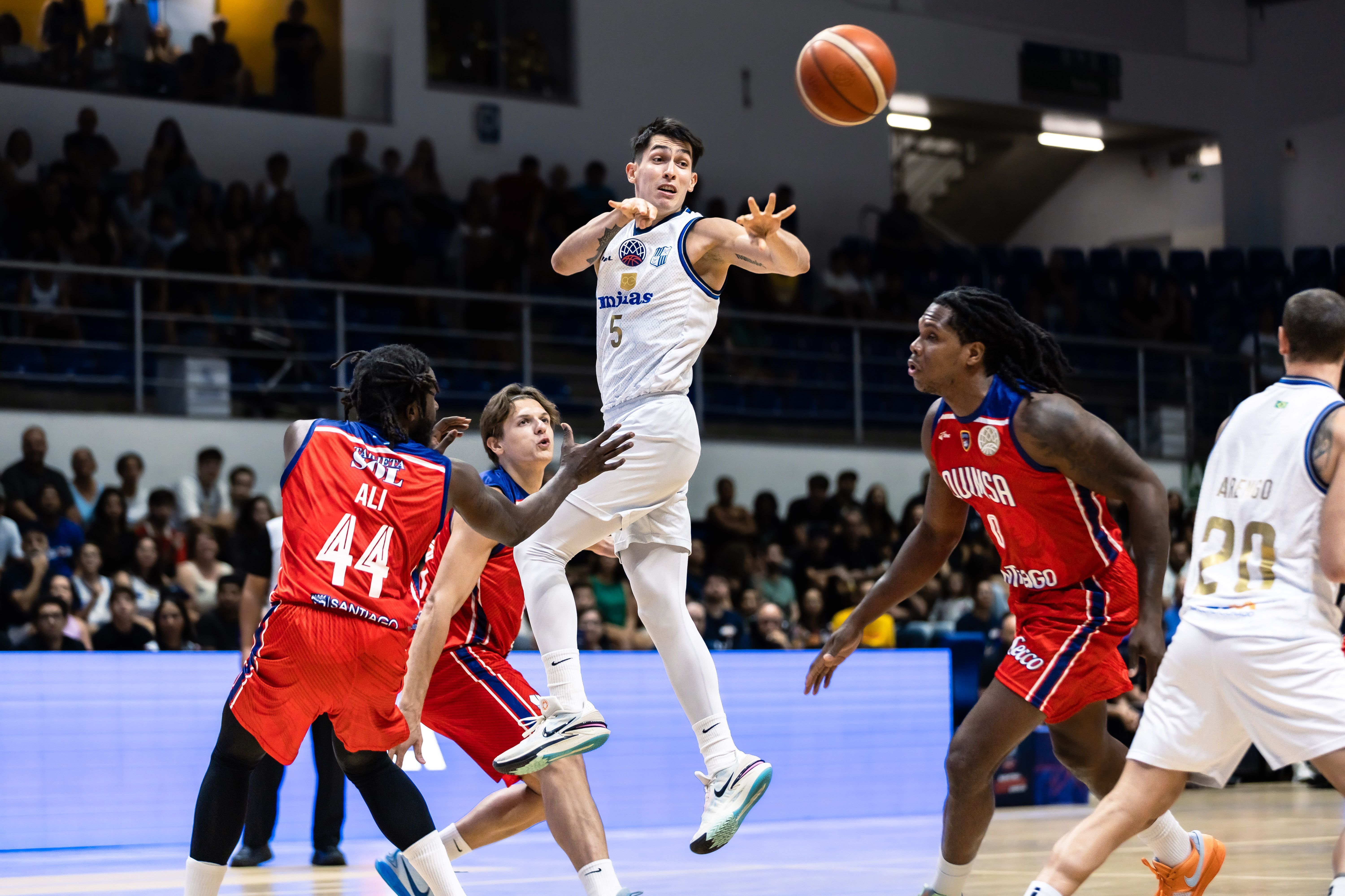 KTO Minas se recupera e bate o Quimsa pela Champions League de basquete