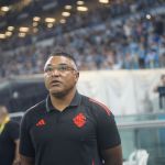 Após empate no GreNal, Roger valoriza atuação do Inter e fala sobre expulsão