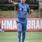 Leonardo Jardim aponta o que será fundamental para o Cruzeiro conquistar títulos