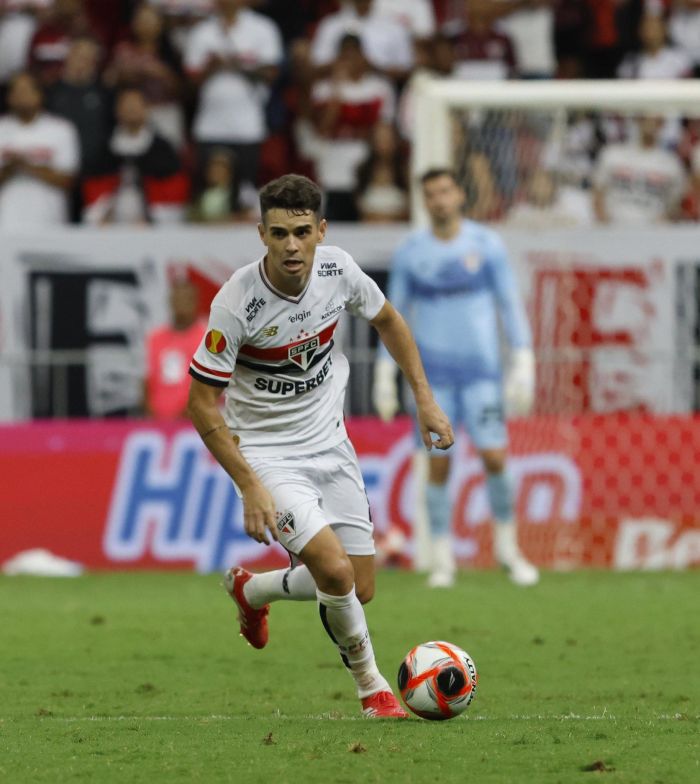 Oscar, do São Paulo