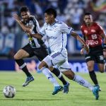 Athletico-PR anuncia contratação de atacante negociado pelo Cruzeiro