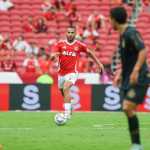 Saiba por que o Santos fez tanto esforço para contratar Thiago Maia