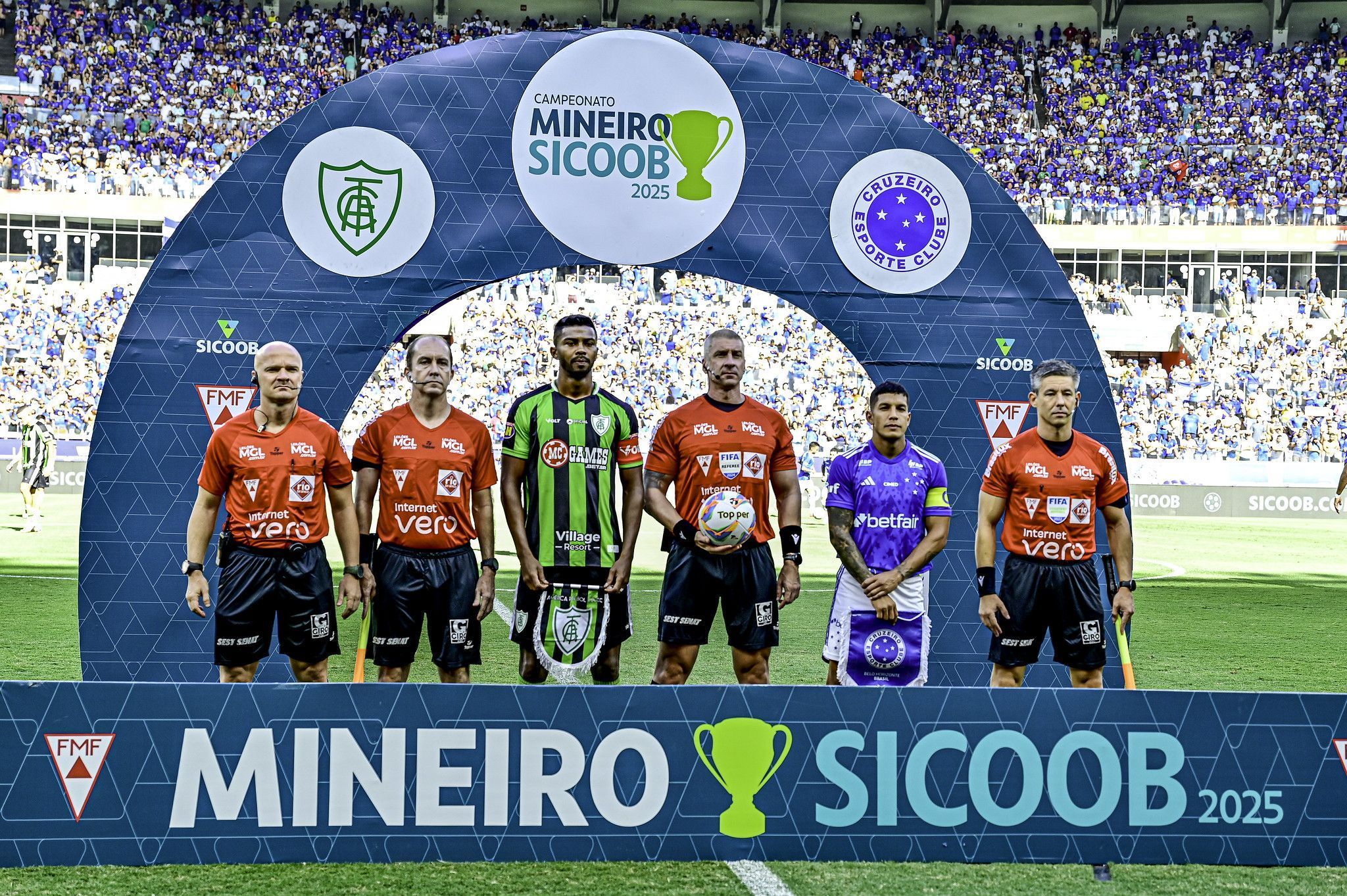 Entenda o que pode fazer o América mandar clássico contra o Cruzeiro no Mineirão