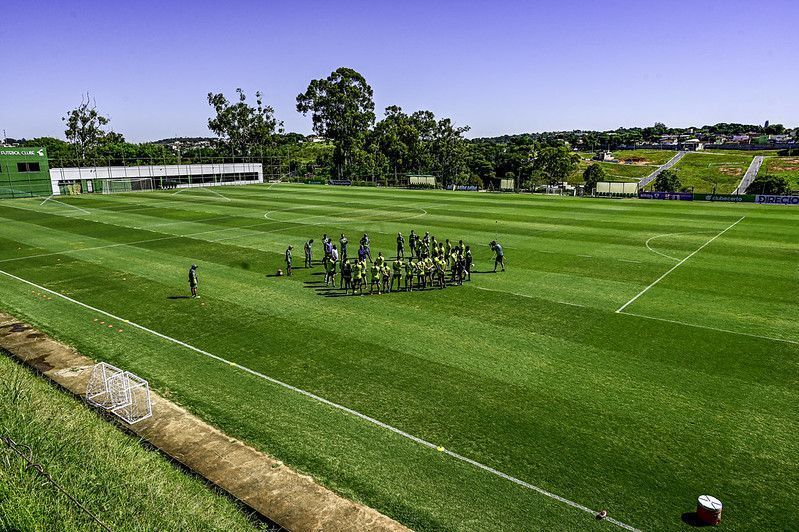 Titular do América se recupera de lesão e será relacionado para partida da Série B