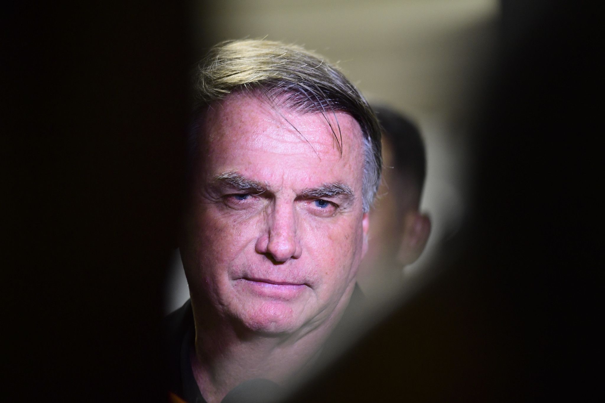 Médicos de Bolsonaro vão a Brasília após internação de última hora
