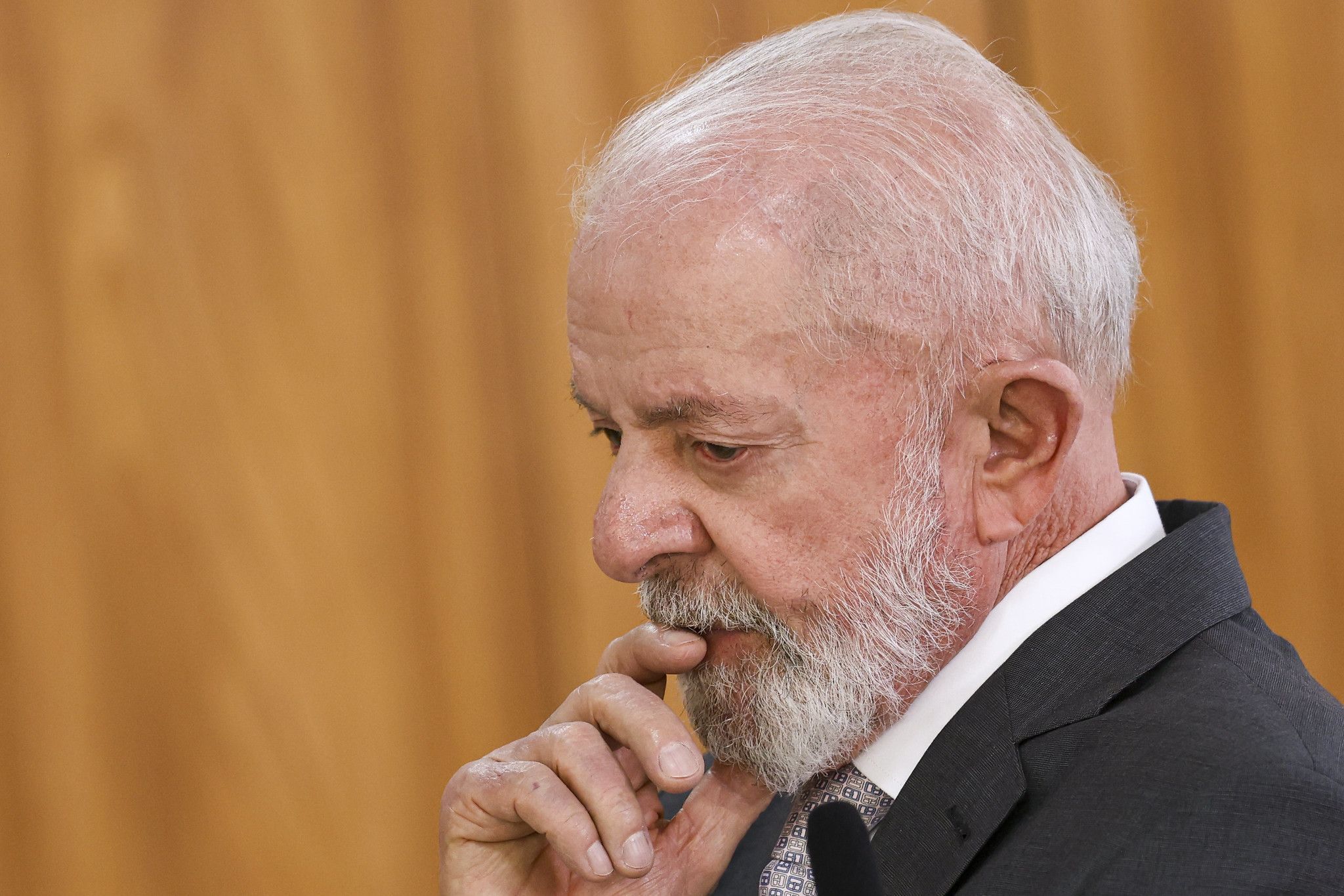 Pesquisa CNT/MDA: 64,8% avaliam que Lula não merece ser reeleito em 2026
