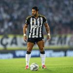 Hulk sente dores e é substituído durante jogo do Atlético contra o Tombense