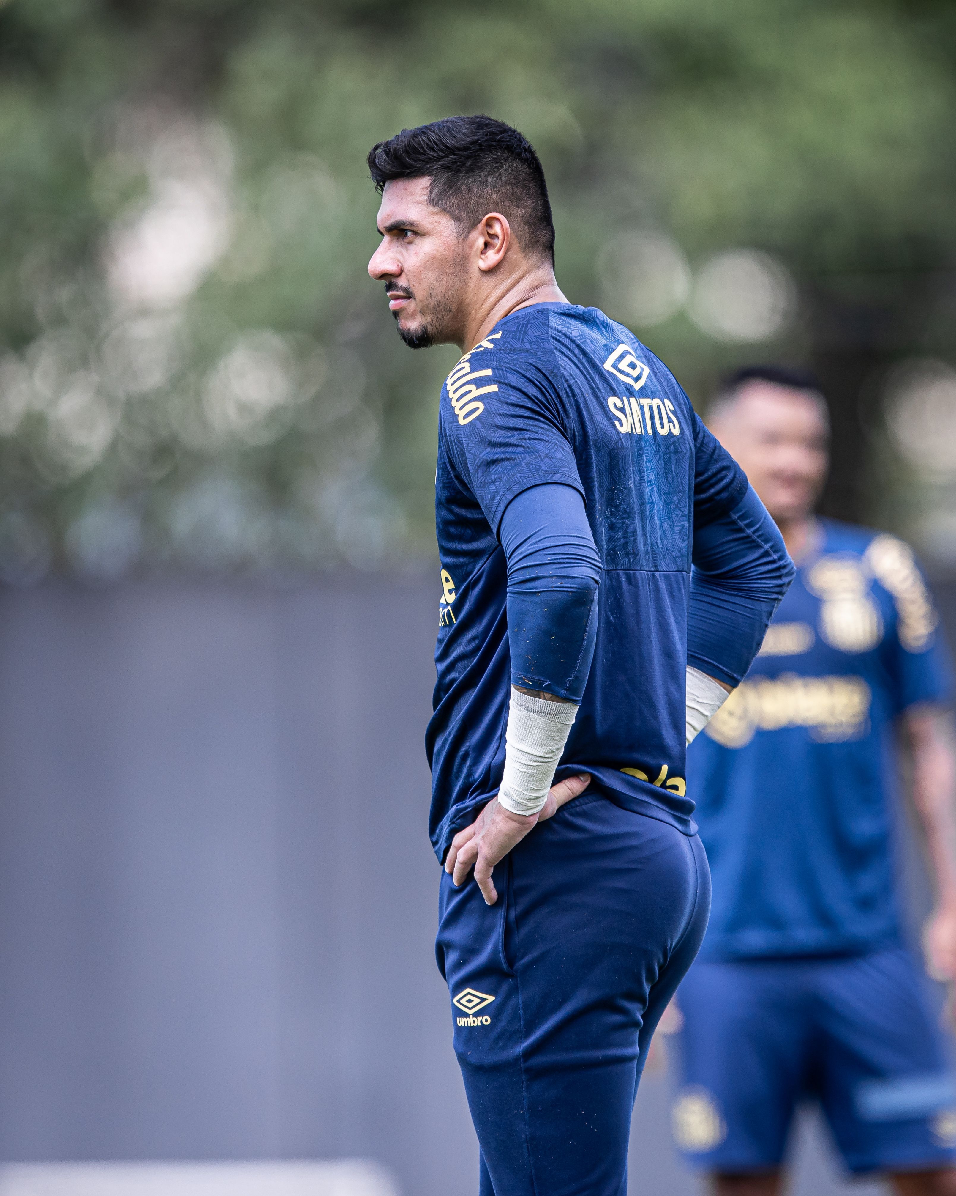 Gabriel Brazão desfalca o Santos em Limeira, e João Paulo volta ao gol após nove meses