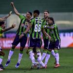 Nos pênaltis, América vence Cruzeiro e avança à final do Campeonato Mineiro