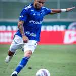 Cruzeiro toma decisão sobre futuro do lateral-direito William, alvo do Inter