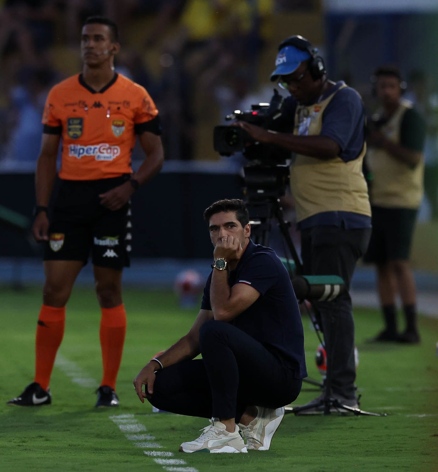 Abel sobe o tom em cobranças e desabafa após classificação do Palmeiras