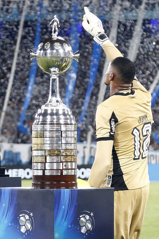 Botafogo inicia defesa do título da Libertadores contra Universidad de Chile