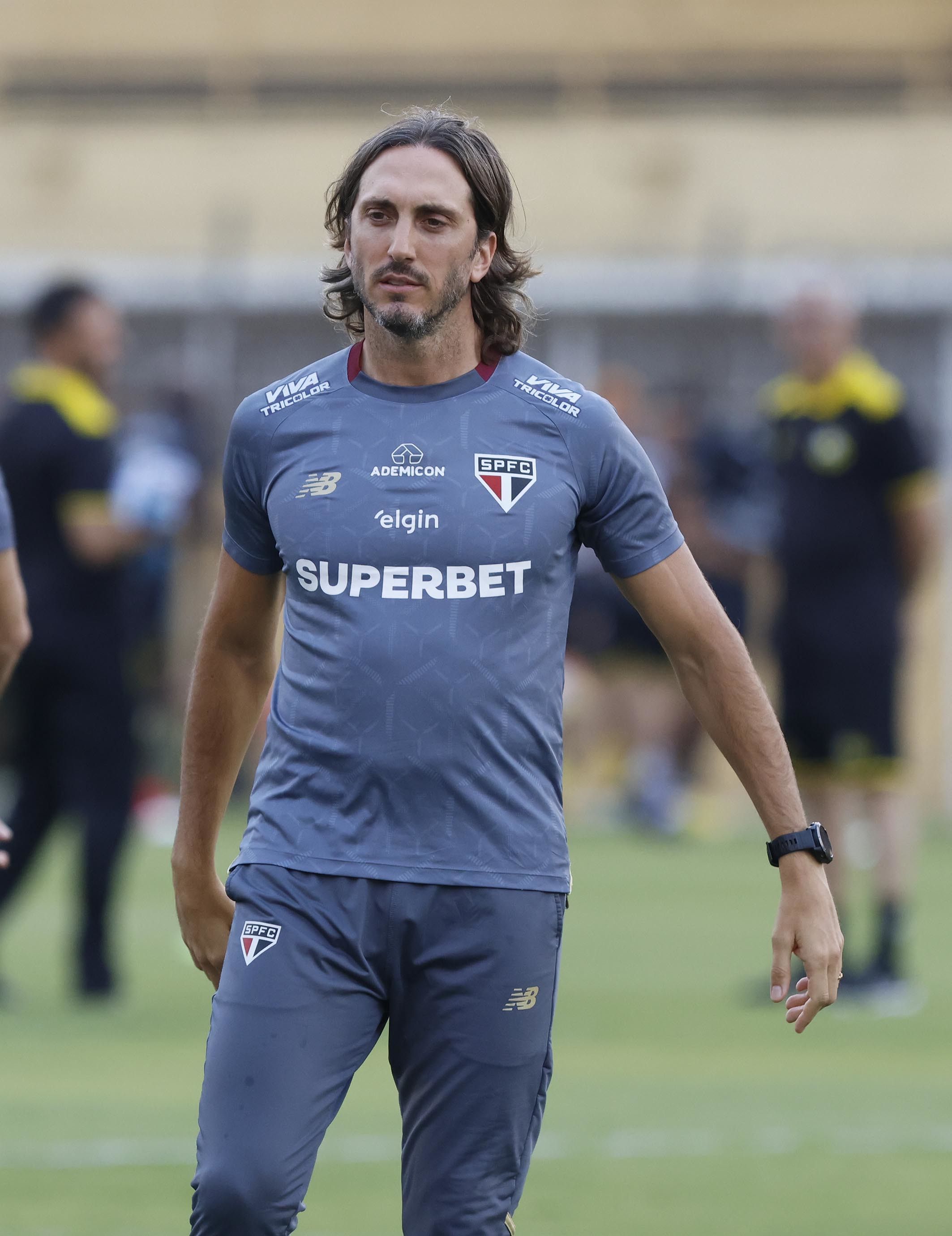 Alvo do Atlético, Luis Zubeldía despertou amor e ódio no São Paulo; veja números