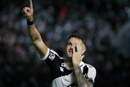 Pablo Vegetti Vasco x Bota