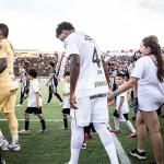 Após reviravolta, Gil reencontra Corinthians em Itaquera como um pilar do Santos